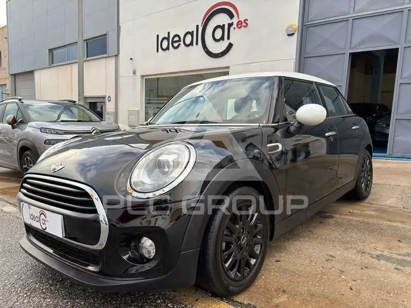 2018 Mini COOPER