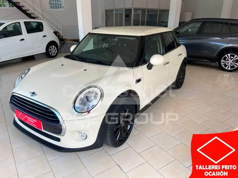 2018 Mini COOPER