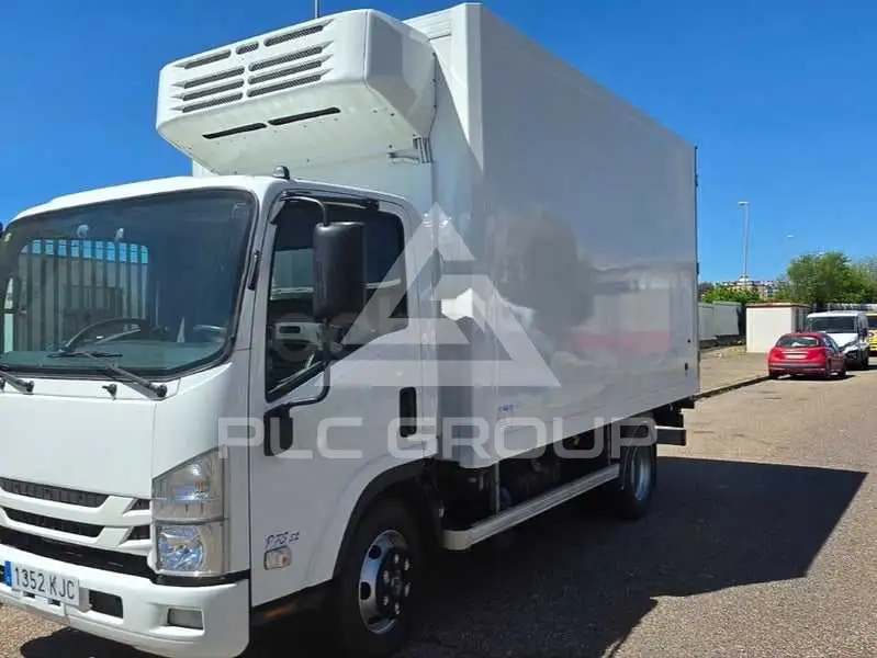 2018 Isuzu 