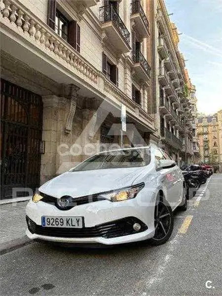 2018 Toyota AURIS