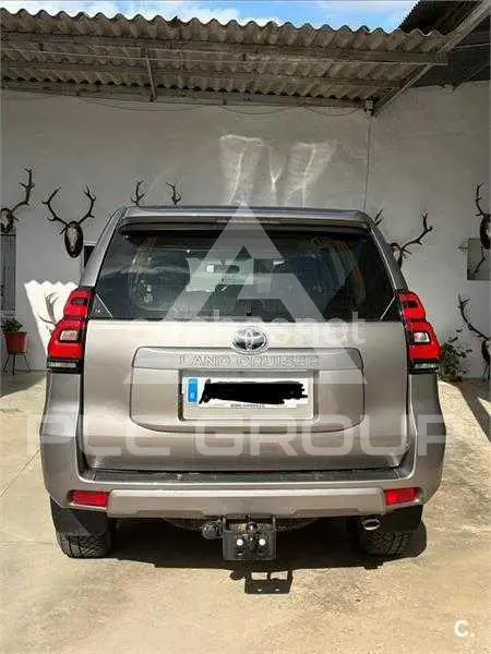 2018 Toyota LAND CRUISER