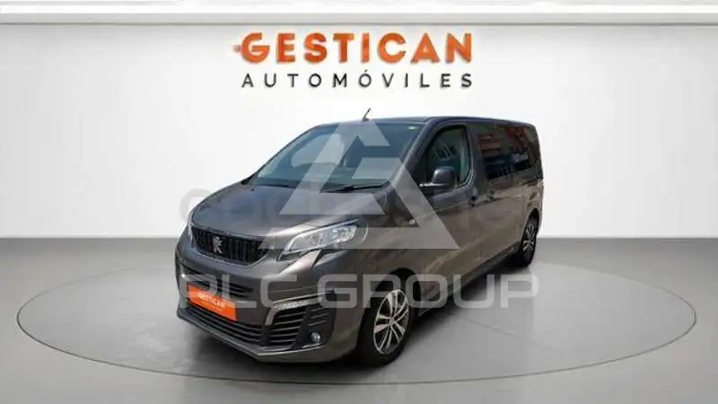 2018 Peugeot Traveller