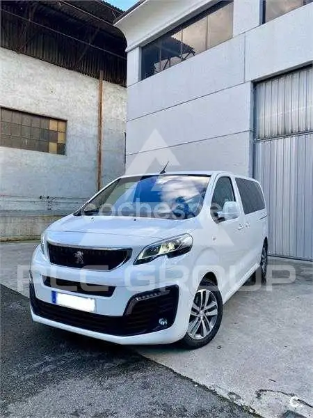2018 Peugeot Traveller