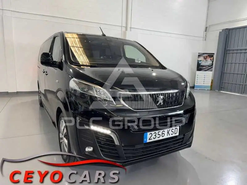 2018 Peugeot Traveller
