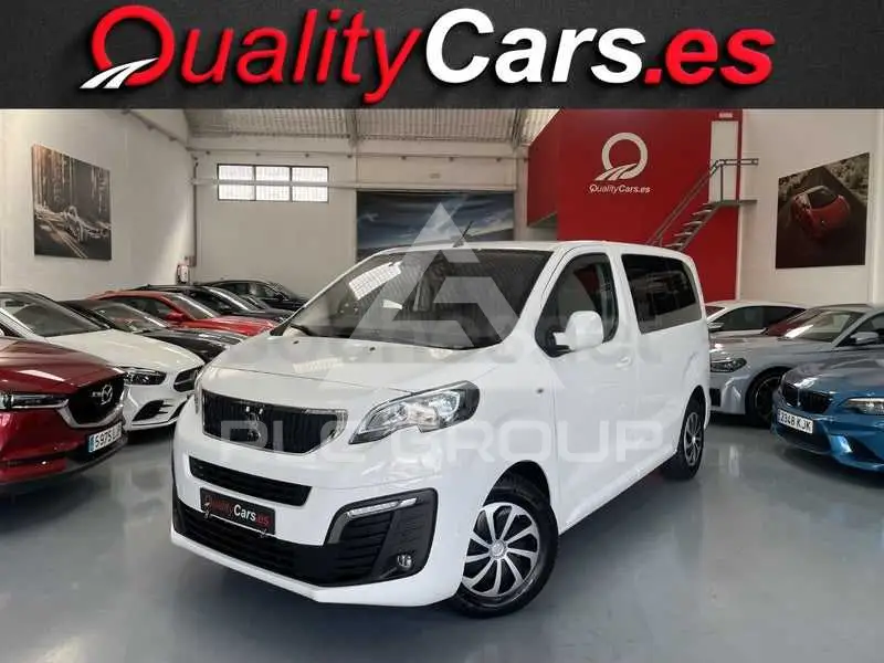 2018 Peugeot Traveller