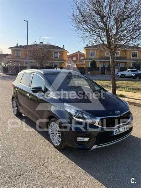 2018 KIA Carens