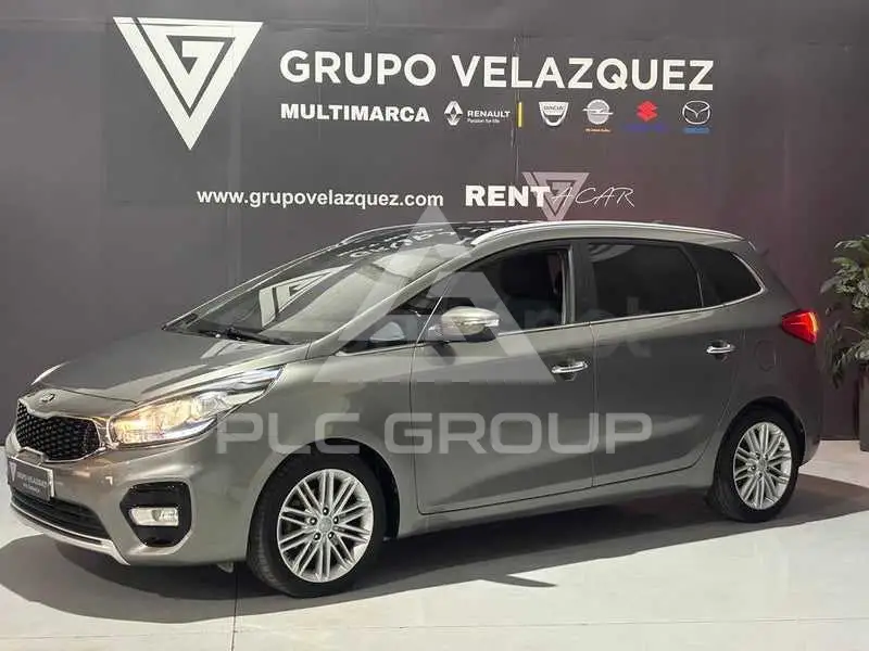 2018 KIA Carens