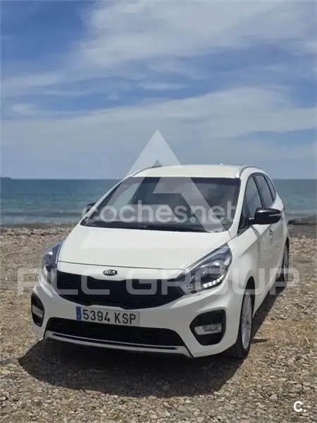 2018 KIA Carens