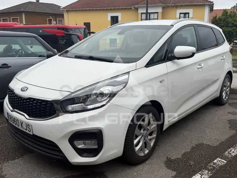 2018 KIA Carens