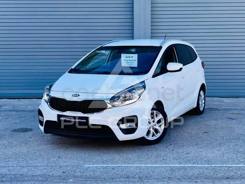 2018 KIA Carens