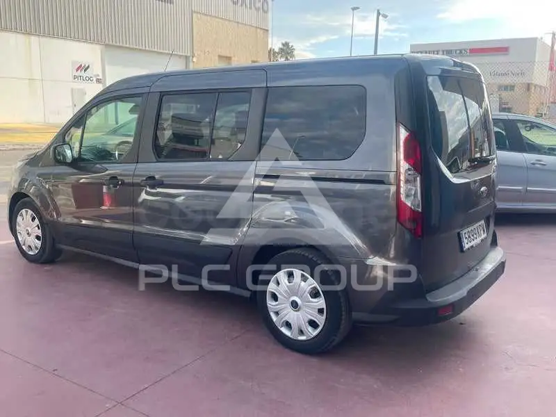 2018 Ford Tourneo