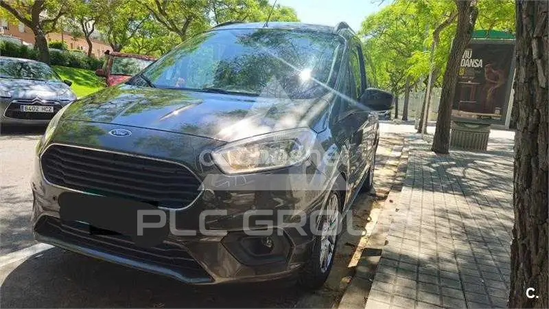 2018 Ford Tourneo