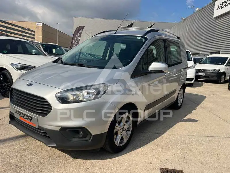 2018 Ford Tourneo