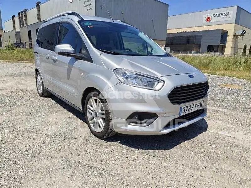 2018 Ford Tourneo