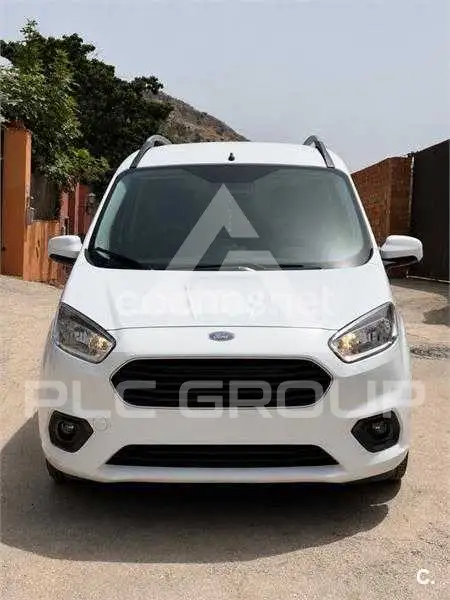 2018 Ford Tourneo