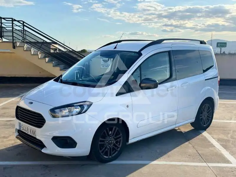 2018 Ford Tourneo