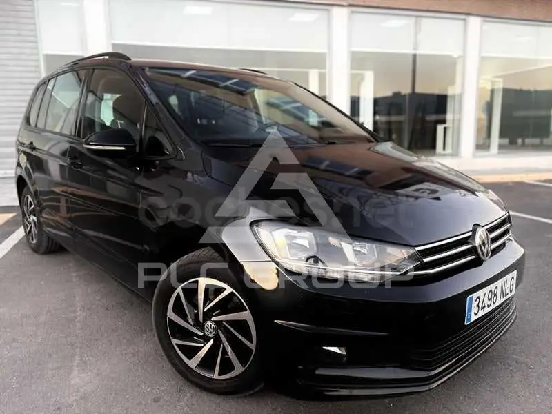 2018 Volkswagen Touran