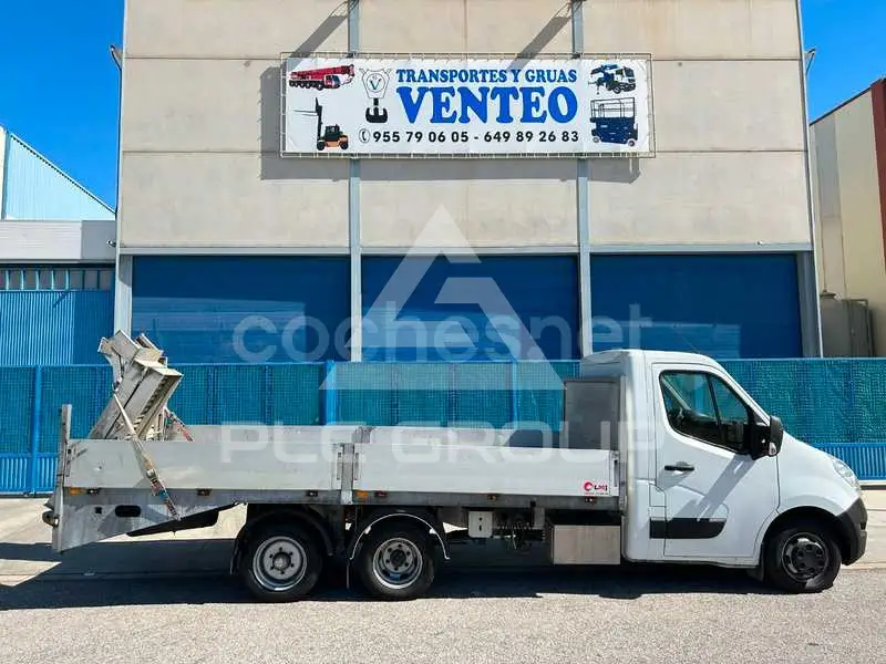 2018 Renault Master