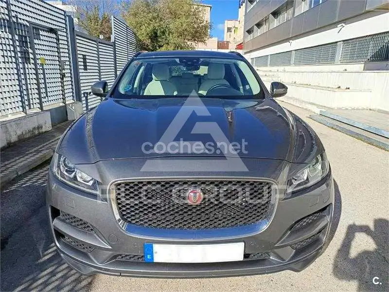 2019 Jaguar F-PACE