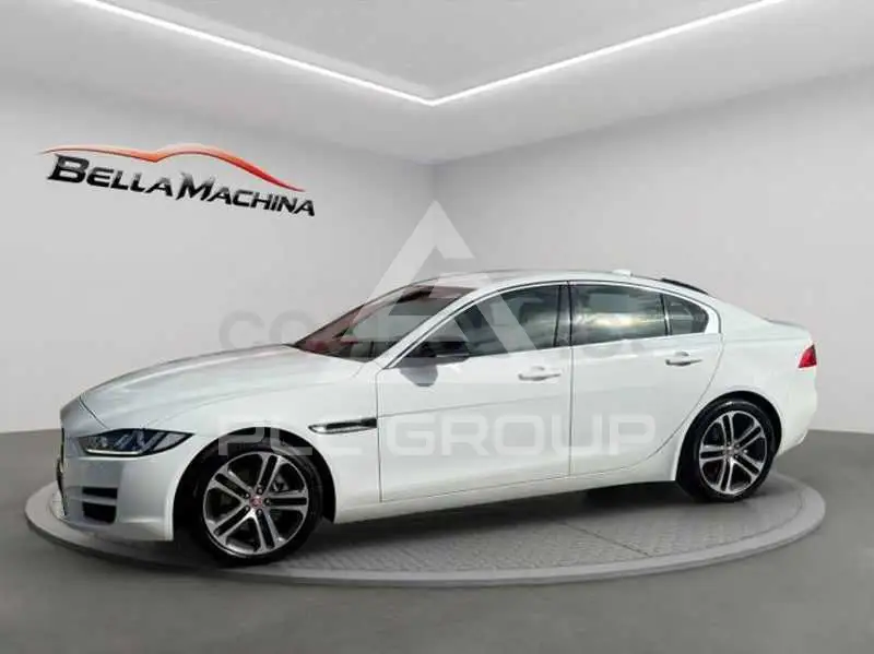 2019 Jaguar XE