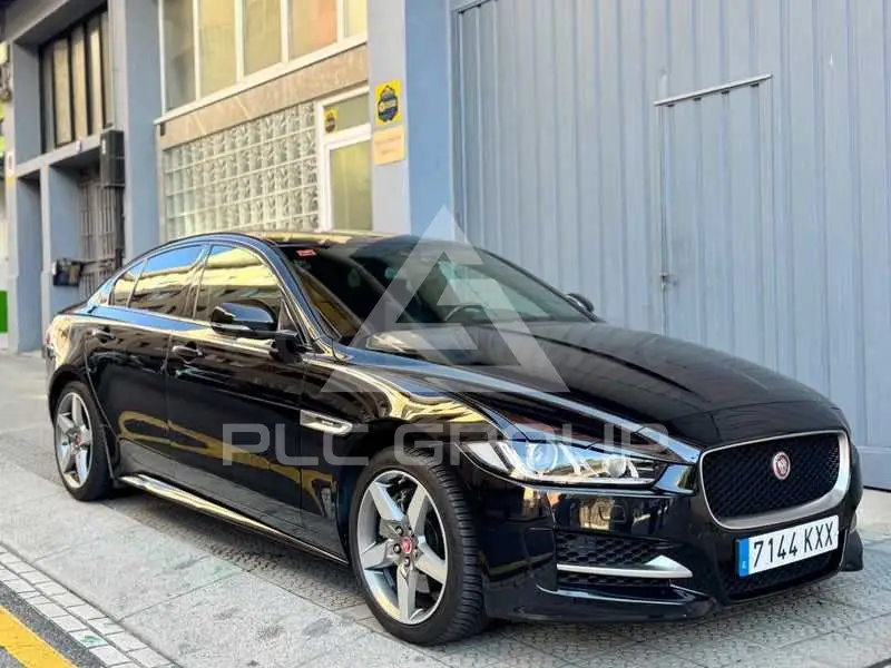 2019 Jaguar XE