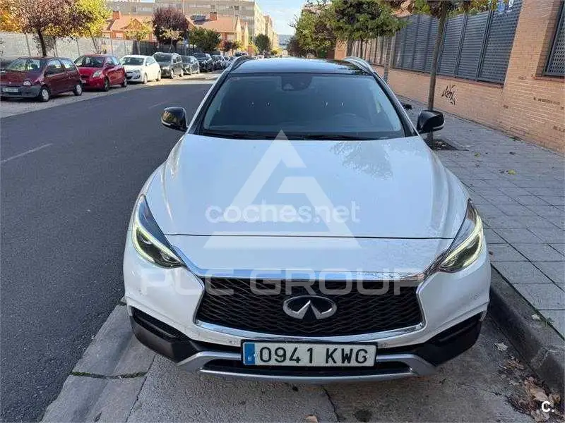 2019 Infinity QX30