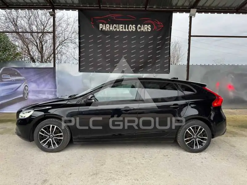 2019 Volvo V40