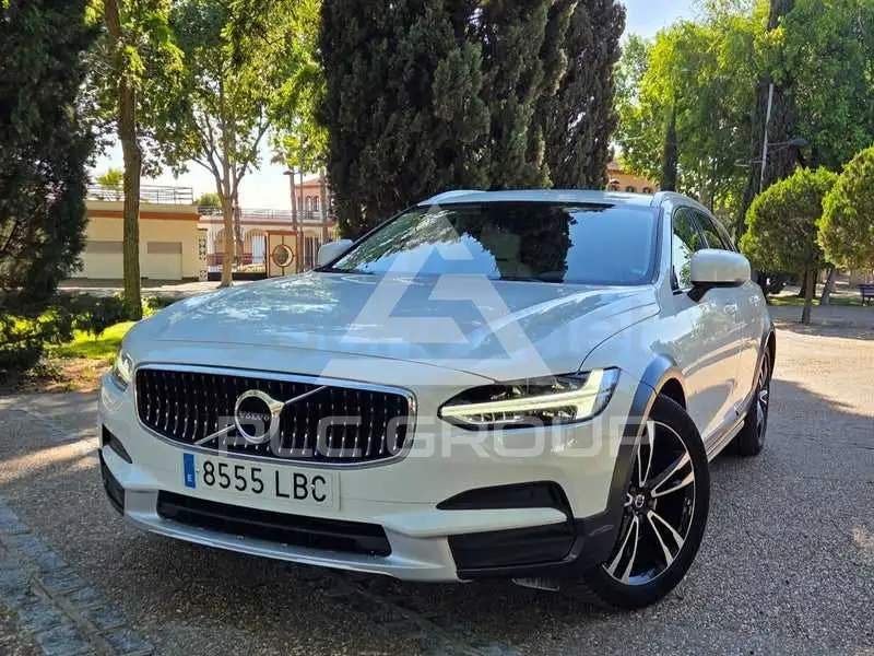 2019 Volvo V90