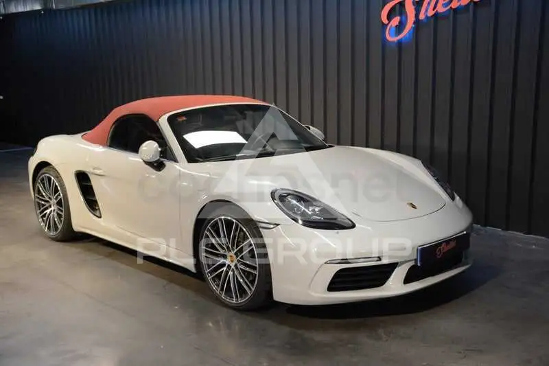 2019 Porsche 718