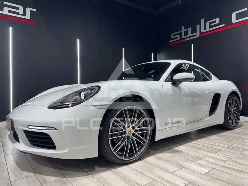 2019 Porsche 718