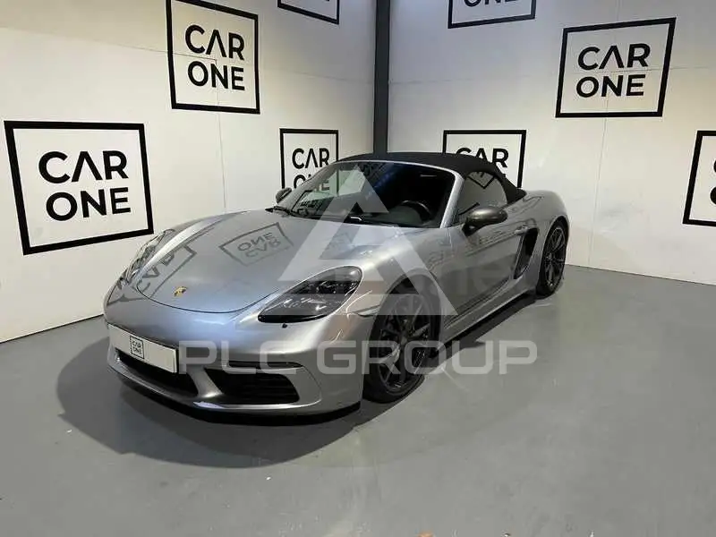 2019 Porsche 718