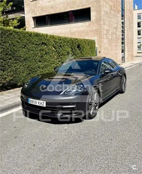 2019 Porsche Panamera