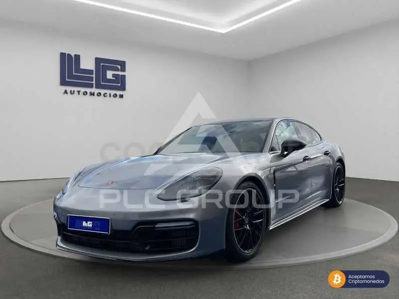 2019 Porsche Panamera