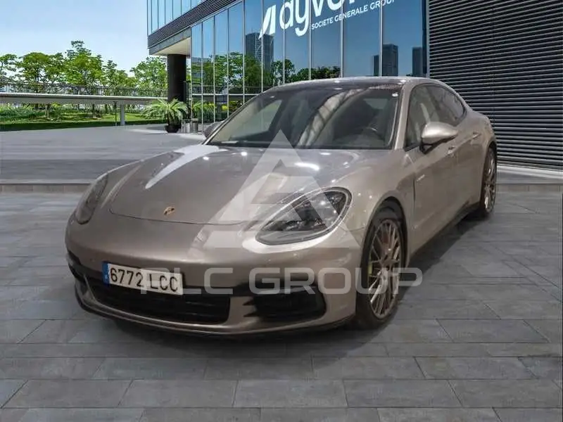 2019 Porsche Panamera