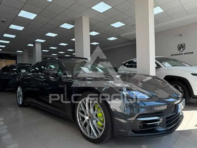 2019 Porsche Panamera