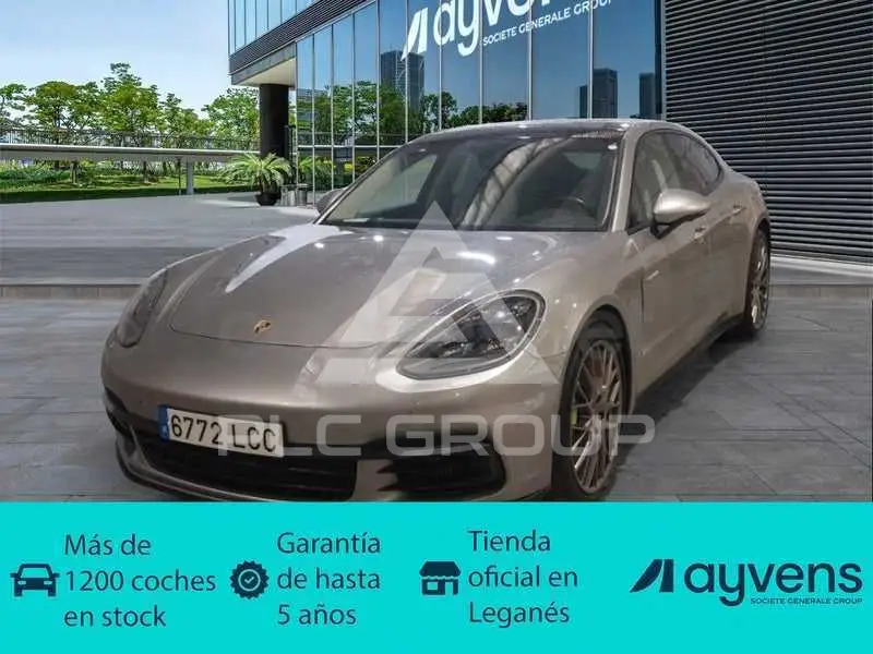 2019 Porsche Panamera