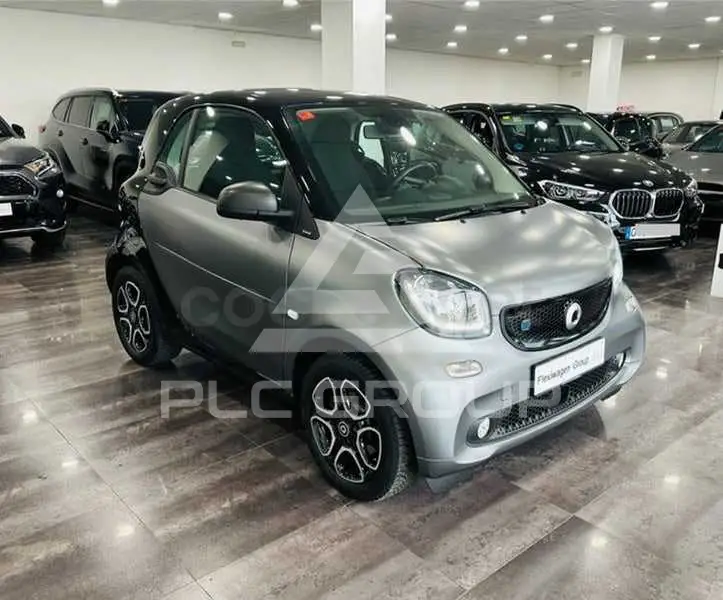 2019 Smart FORTWO