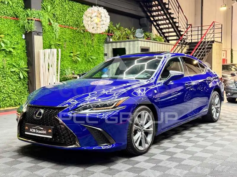 2019 Lexus ES
