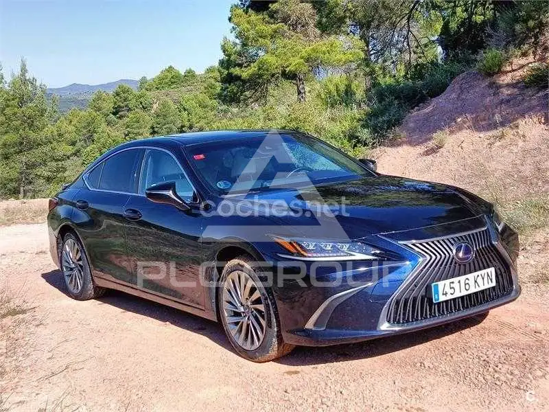 2019 Lexus ES
