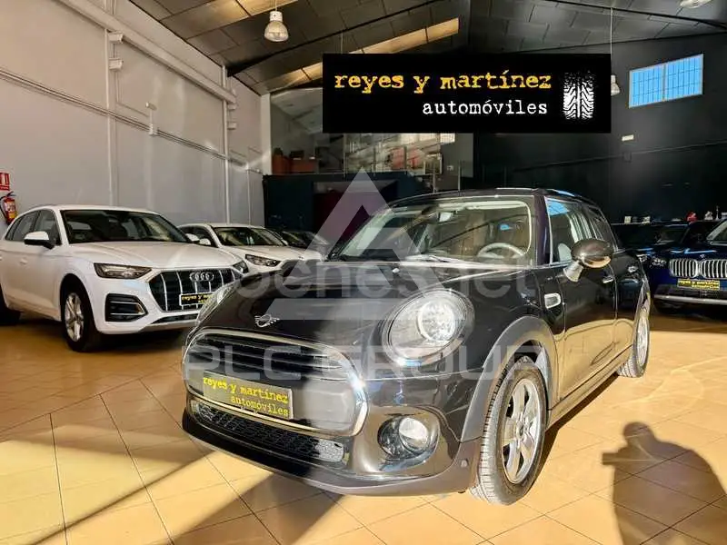 2019 Mini COOPER