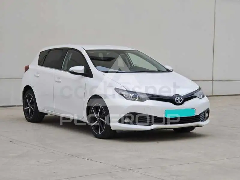 2019 Toyota AURIS