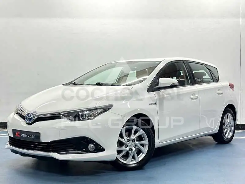 2019 Toyota AURIS