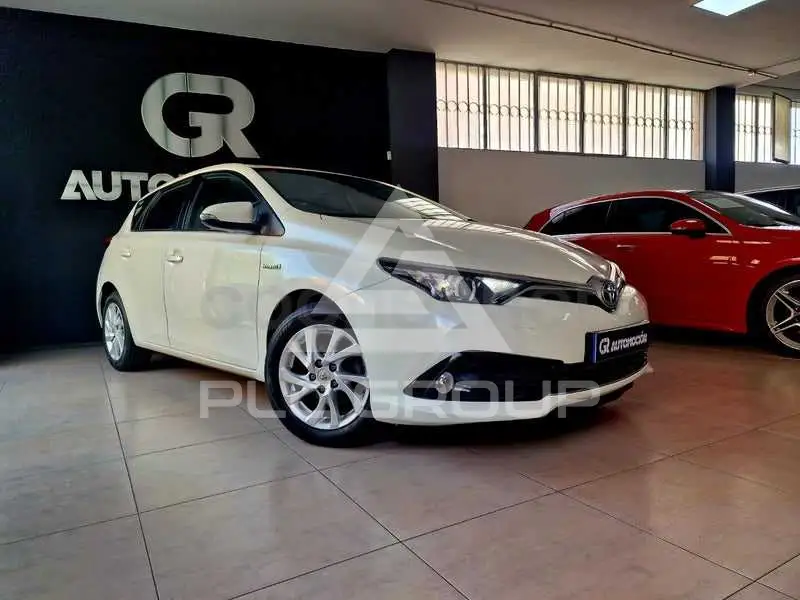 2019 Toyota AURIS