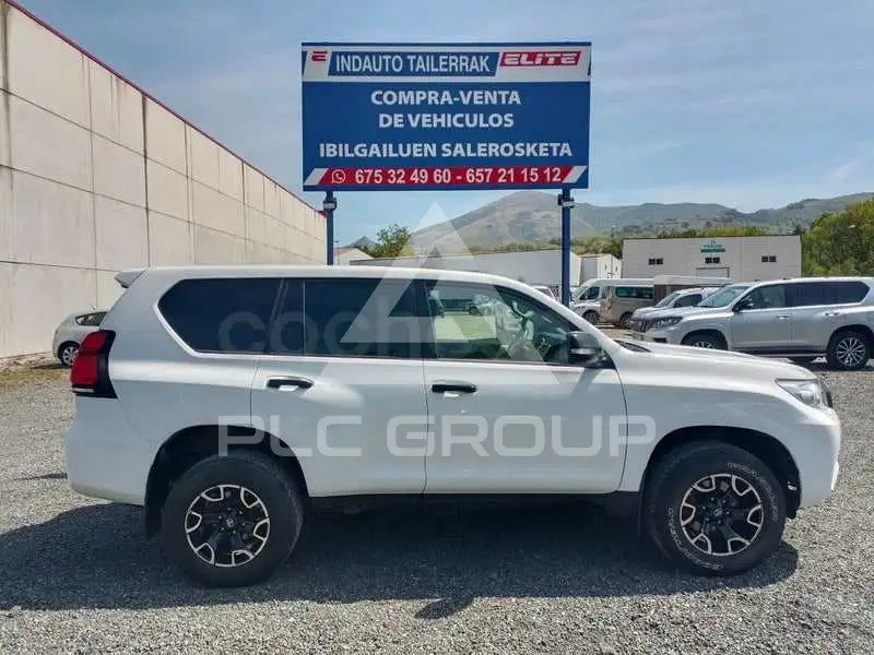 2019 Toyota LAND CRUISER