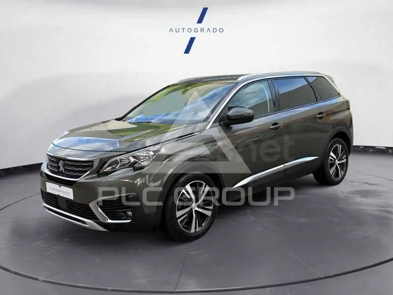 2019 Peugeot 5008