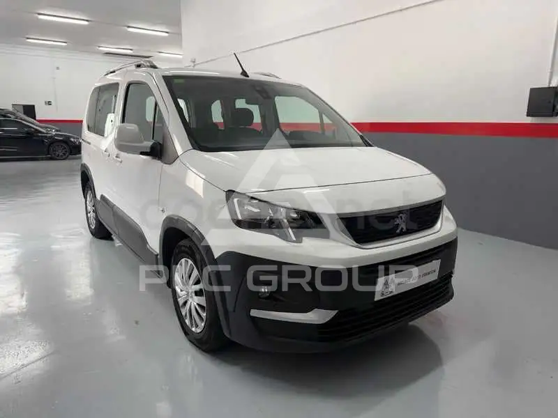 2019 Peugeot Rifter