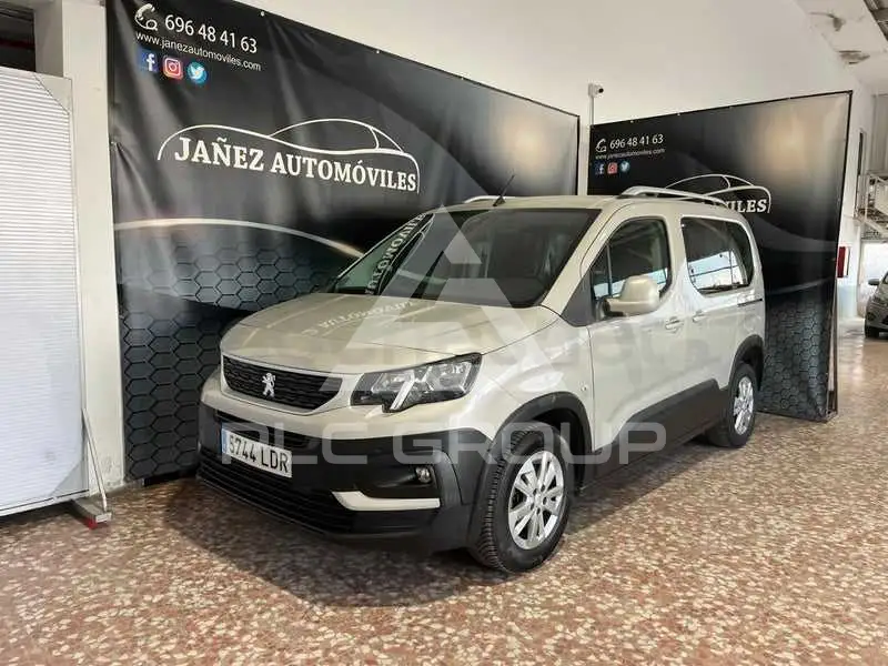 2019 Peugeot Rifter