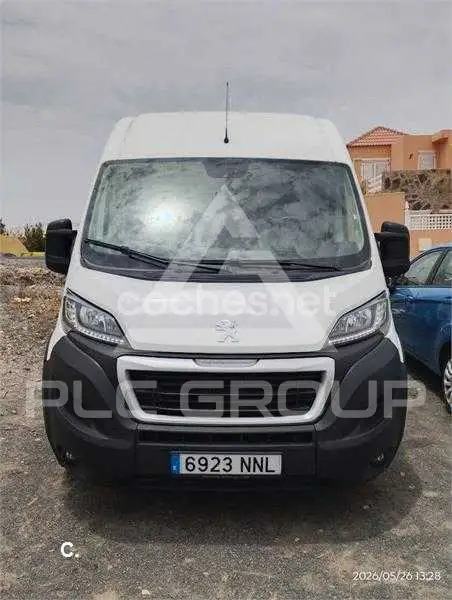 2019 Peugeot Traveller