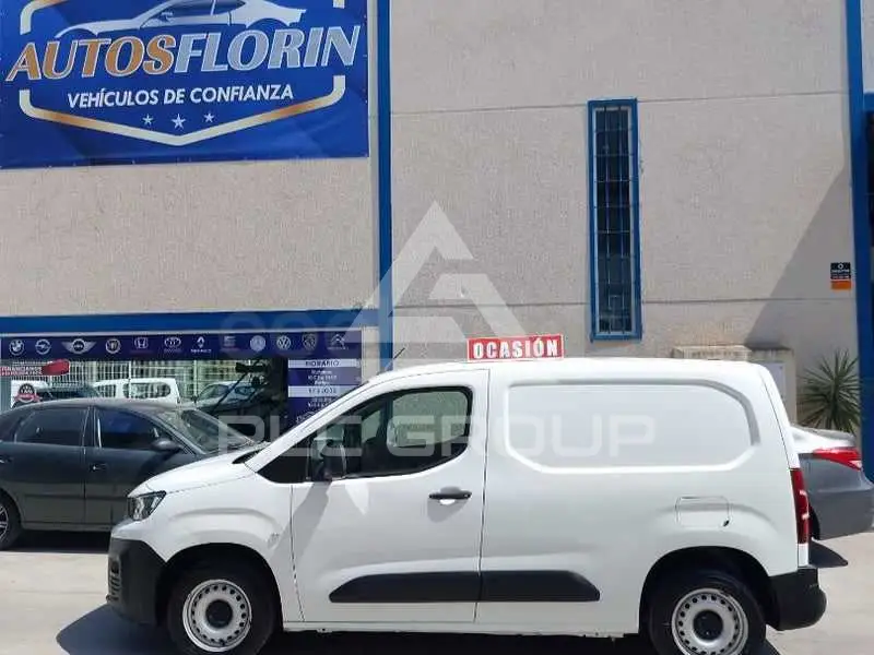 2019 Peugeot Partner