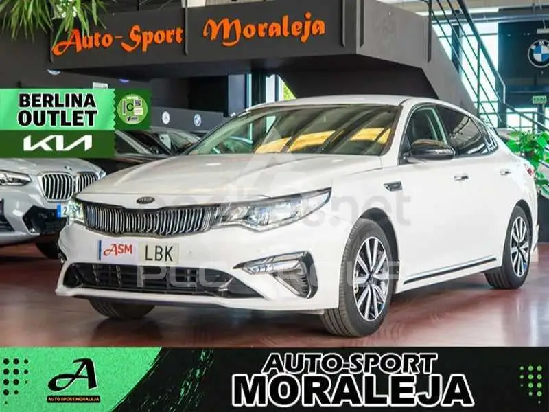 2019 KIA Optima